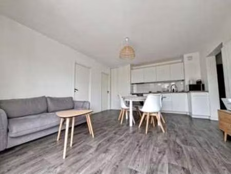 vente appartement 3 pièces à vannes conleau - cliscouët (56000) : à vendre 3 pièces / 52m²