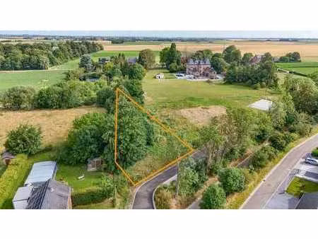 belle parcelle de terrain de ± 665m² sur donceel !