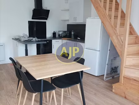 location meublée appartement 2 pièces 45.53 m² à pontivy (56300)  570 €