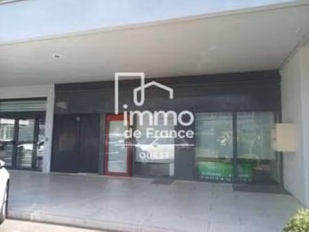 location bureaux et commerces à angers (49000) : à louer / 130m² angers