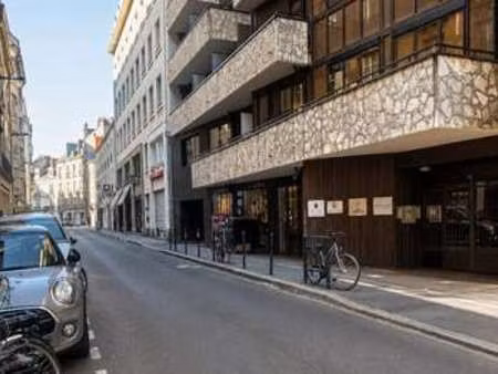 location garage box et parking à nantes (44000) : à louer / 12m² nantes