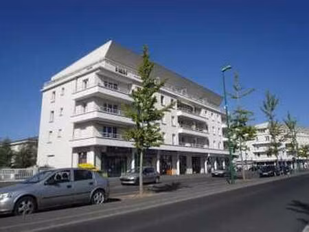location appartement 2 pièces à caen (14000) : à louer 2 pièces / 46m² caen