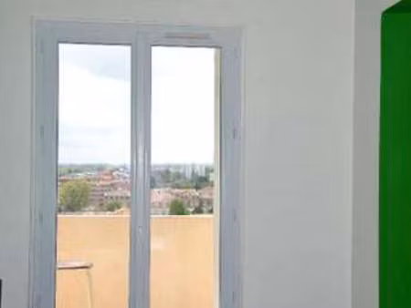 location appartement 4 pièces à talence (33400) : à louer 4 pièces / 73m² talence