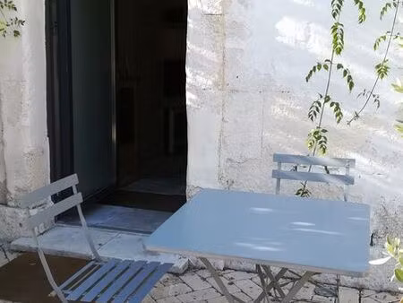 meublé 29 m2 à st-rémy
