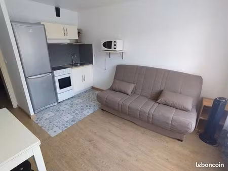 studio meublé de 20m² + cave + balcon