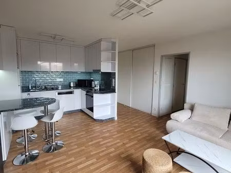 appartement t3 meublé de 57 m2 avec balcon et parking – proche chu  université et transpor