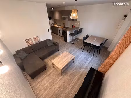 à louer – t3 meublé de 44 m² avec terrasse  garage et climatisation