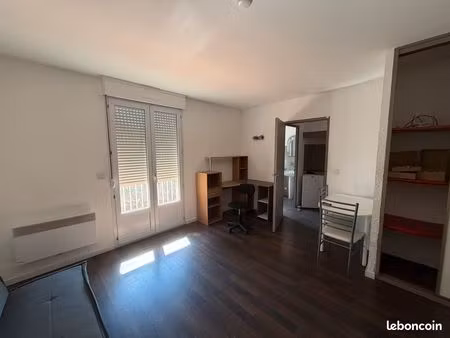 studio meublé de 25m2 avec terrasse et parking à corte