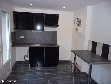 studio t1 bis 26 m² avec parking ville basse