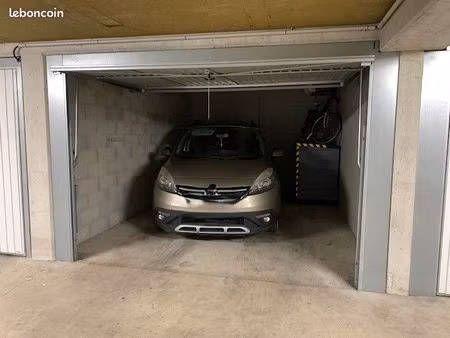 location box garage