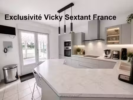 vicky caulier