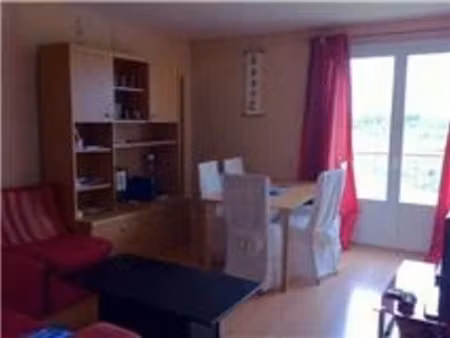 location appartement 4 pièces à bruges (33520)  810 €