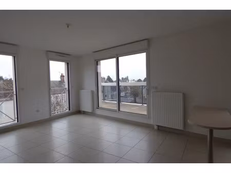 location appartement 3 pièces 60 m² à olivet (45160)  795 €