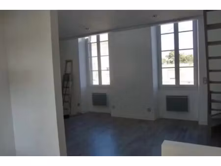 location appartement 2 pièces à talence (33400)  800 €