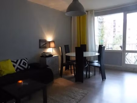 location appartement 2 pièces 55 m² à la madeleine (59110)  850 €