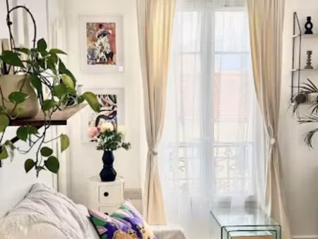 location meublée appartement 2 pièces 30 m² à pantin (93500)  900 €