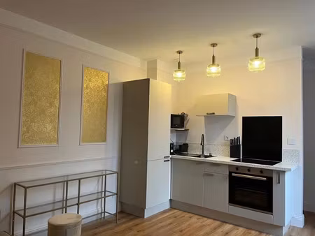 location meublée appartement 2 pièces 29.58 m² à rennes (35000)  850 €