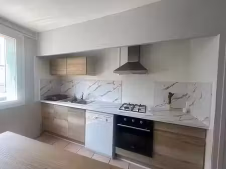 location meublée maison 5 pièces 136.21 m² à castelnau-d'estrétefonds (31620)  1 235 €
