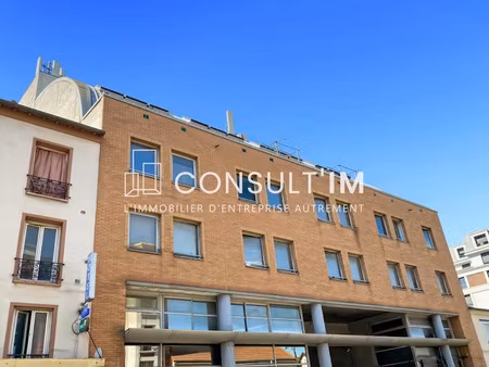 location locaux professionnels 295 m² à saint-ouen (93400)  5 276 €
