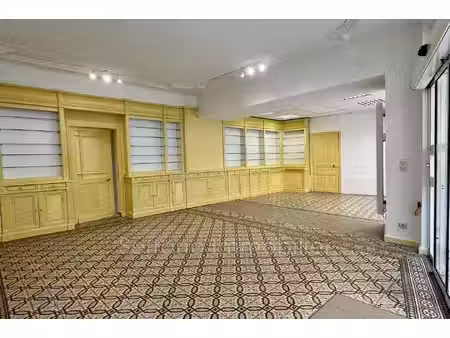 local commercial à louer