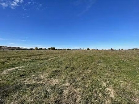 terrain constructible viabilisé à vendre