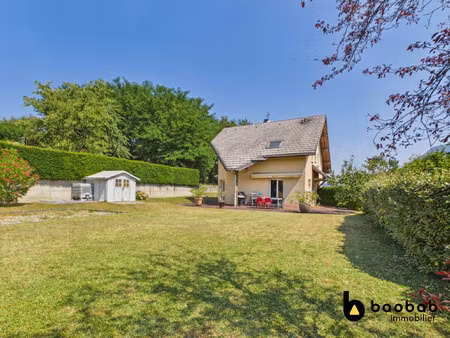 maison familiale - 4 chambres  sous-sol complet  grand jardin