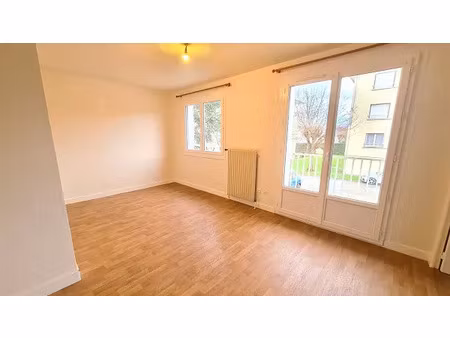 location appartement 4 pièces 71 m² à beaugency (45190)
