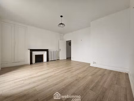 vente appartement 4 pièces 96 m² laon (02000)
