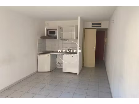 location appartement 1 pièce 19 m² à montpellier (34000)