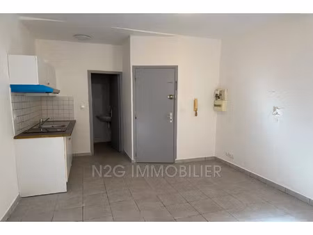 location appartement 1 pièce 16 m² à vallauris (06220)