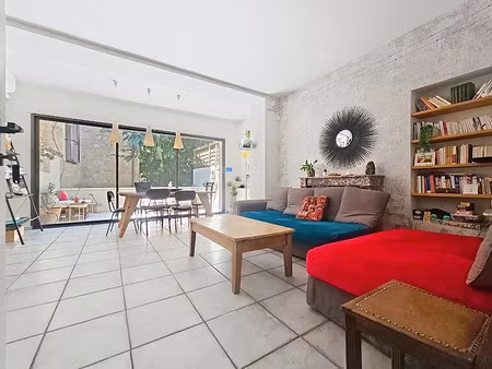 vente maison 7 pièces 187 m² à avignon (84000)  580 000 €