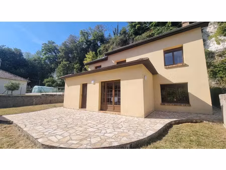 vente maison 5 pièces 99 m² à val-de-la-haye (76380)  220 500 €
