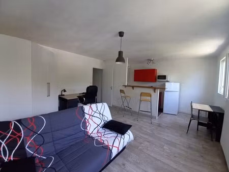 tres beau studio meuble parc europe