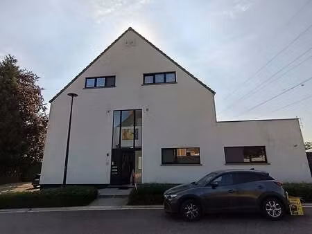 appartement à louer à sint-truiden € 900 (lqcze) - immo vesta | zimmo