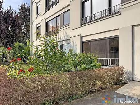 studio 1 pièce 22 m²