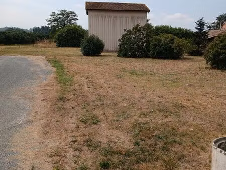 av terrain constructible