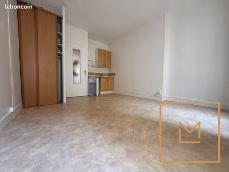 studio 1 pièce 21 m²