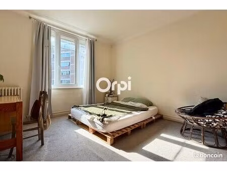 appartement 3 pièces 70 m²
