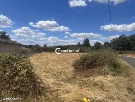 terrain 1114 m² bort-l'étang