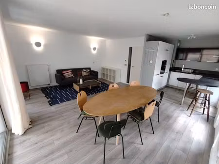 location t4 - 88 m² - lille centre