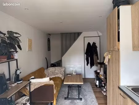 t2 meublé de 33 m² à nouaillé-maupertuis