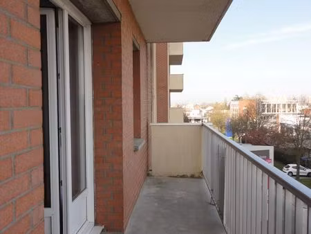 f1 bis de 31 m² avec balcon de 7 m² dans résidence standing face à la mairie de wattignies