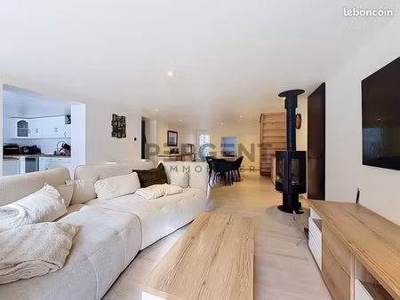 maison 5 pièces 161 m²