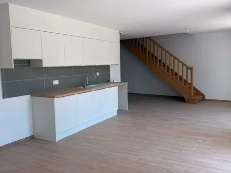 maison 3 chambre et garage