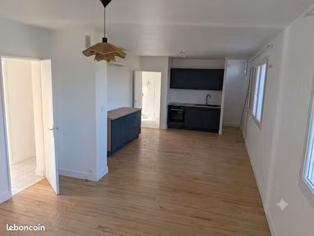 [a louer] t4 traversant de 71 m² - climatisé - vue cathédrale d’albi