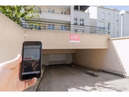 parking ecouen
