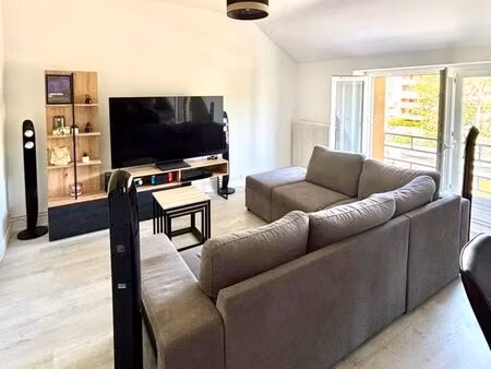 spacieux t3 avec jardin  stationnement et garage possible – decazeville