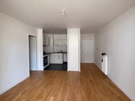 appartement t2 de 39 m² avec terrasse et jardin – ormesson-sur-marne