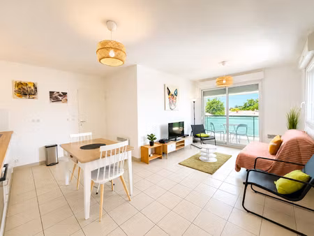 charmant appartement t3 de 57 m2 au coeur de montussan