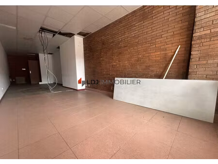 local commercial mur